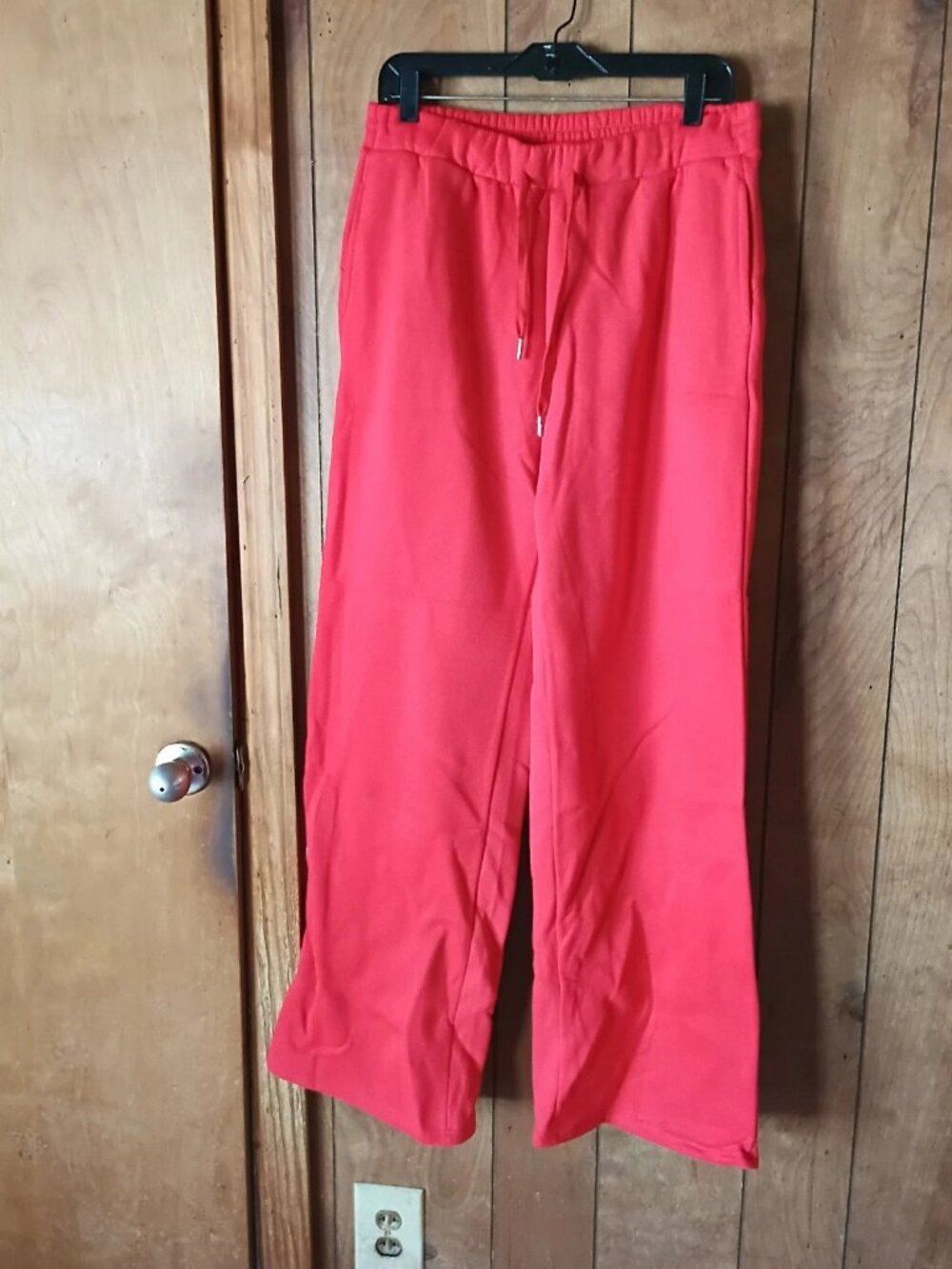 Discount Divas Luxe Fleece Wide Leg Pants Large RED NWT Drawstring